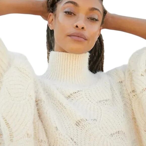 Anthropologie Cream Knit Oversized Sweater Poncho One Size Cozy Fuzzy Pullover - Picture 3 of 12